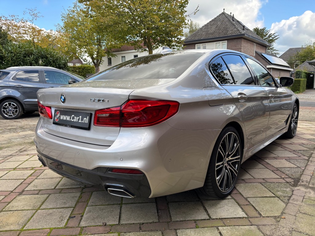 35897216-4.jpg