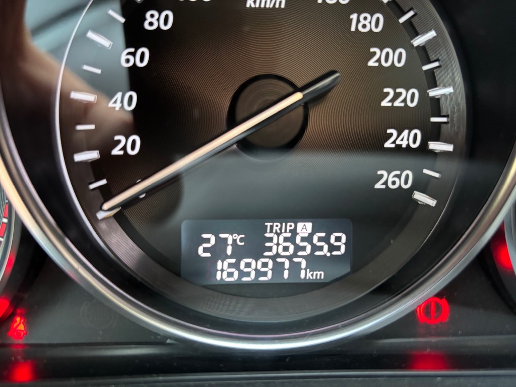 46950853-25.jpg