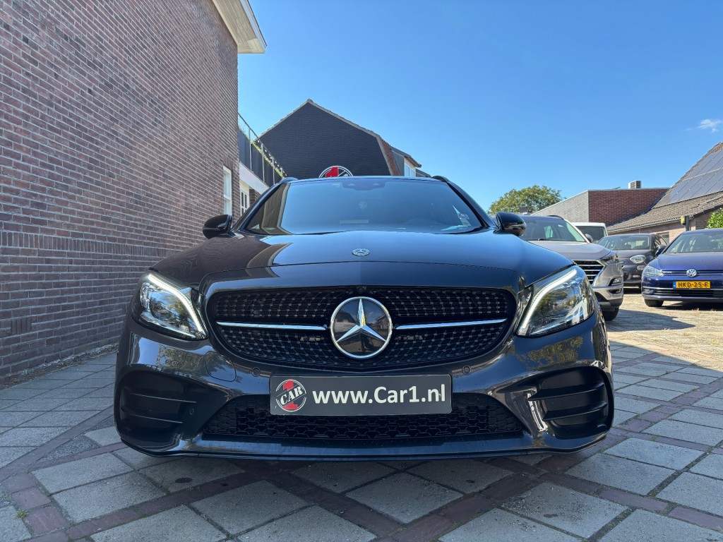 47071554-7.jpg